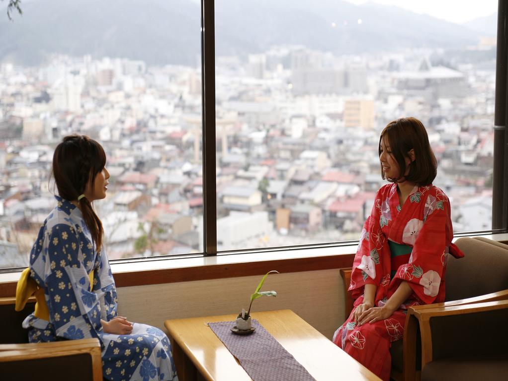 Takayama Kanko Hotel Buitenkant foto